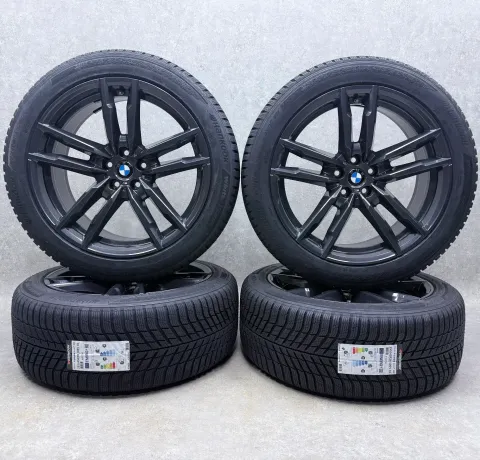 Background image for Original BMW X3M F97 BMW X4M F98 20 Zoll Styling M764 Winterräder + RDKS 8059723 Orbitgrey