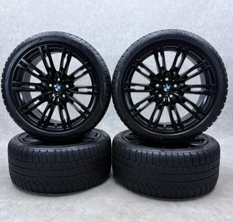 Background image for BMW M3 G80 G81 M4 G82 M2 G87 275/35 R19 M829 8093845 Winterreifen