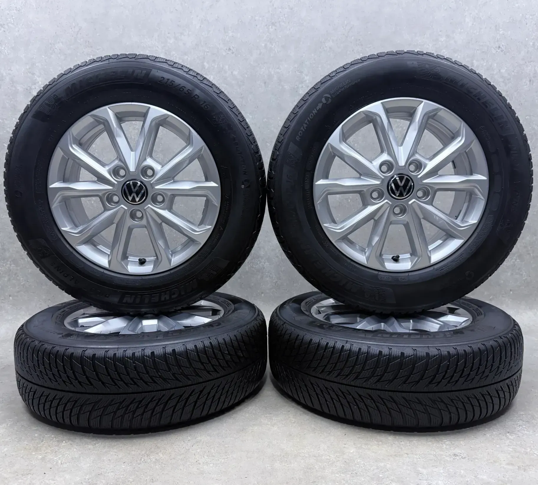 Original VW T7 16 Zoll Syrakus Winterräder 7T0601025 Silber 2x6-7mm & 2x5-6mm - Bild 1