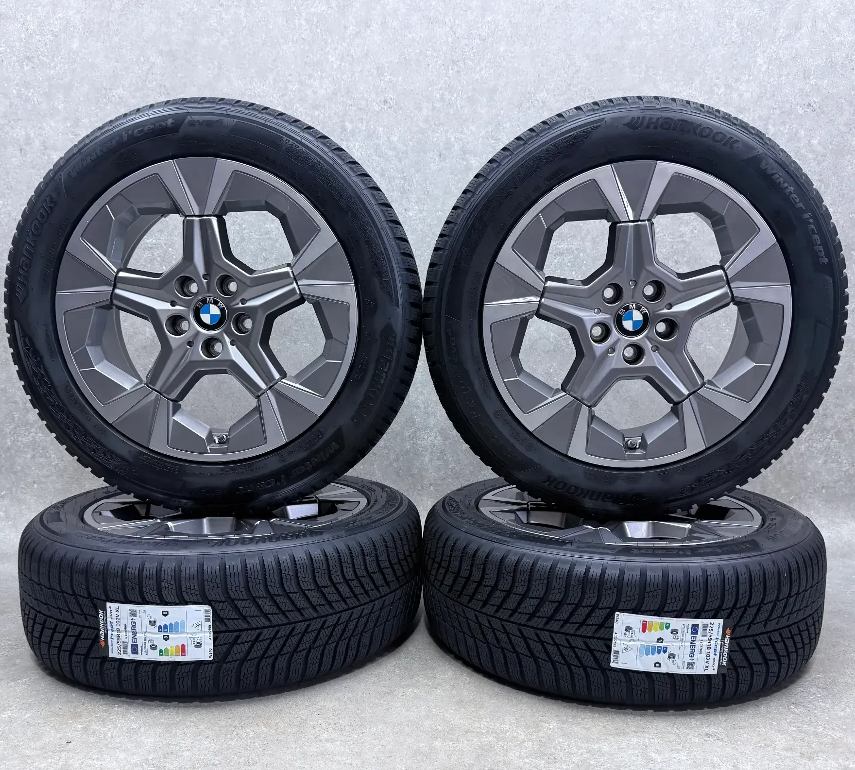 Original BMW X1 iX1 U11 18 Zoll Styling 866 Winterräder + RDKS 6898040 Lightning Grey - Bild 1