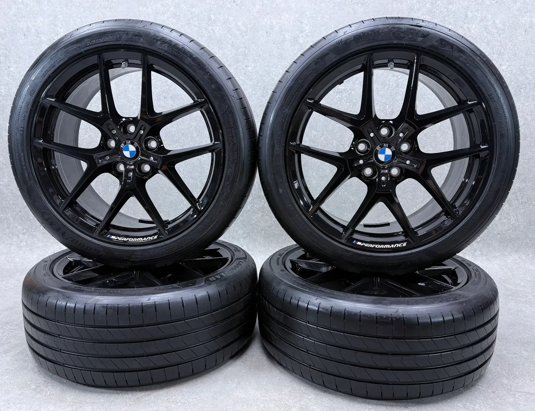 Original BMW 1er F70 BMW 2er Gran Coupé F74 18 Zoll Styling M554 Sommerräder + RDKS 8092354 Schwarz glanz Neuwertig - Bild 1