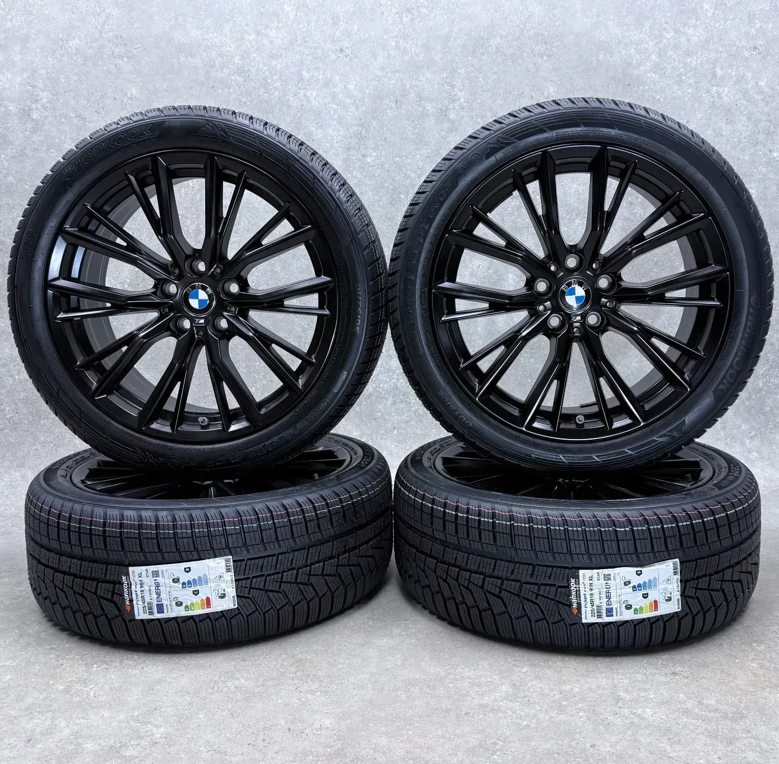 Original 18 Zoll 796 M Winterräder + RDKS 6885305 Schwarz Winterreifen NEU - Bild 1