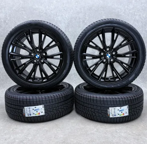 Background image for Original 18 Zoll 796 M Winterräder + RDKS 6885305 Schwarz Winterreifen NEU