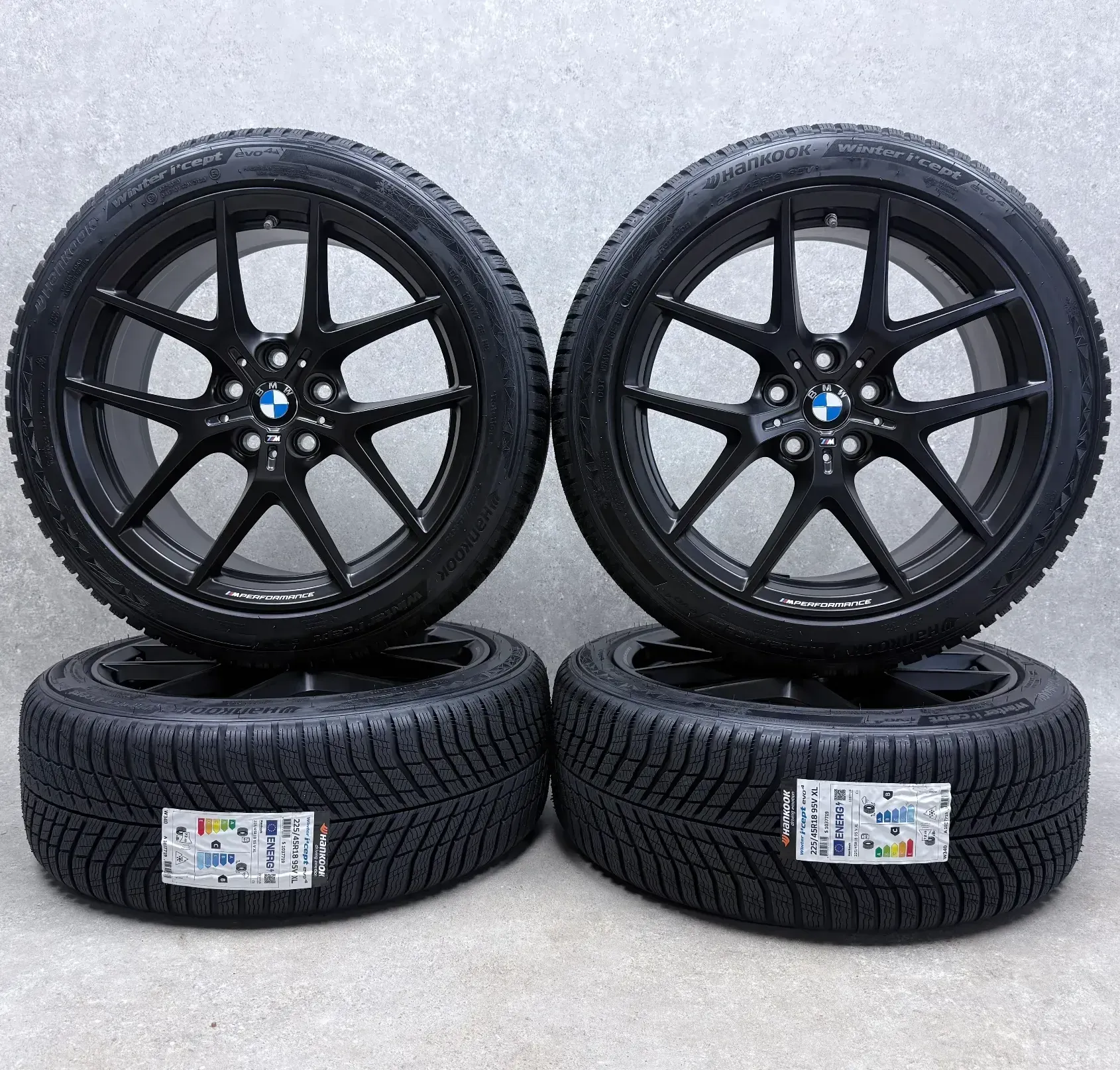 Original BMW 1er F70 BMW 2er Gran Coupé F74 18 Zoll Styling M554 Winterräder + RDKS 8092354 Schwarz seidenmatt - Bild 1