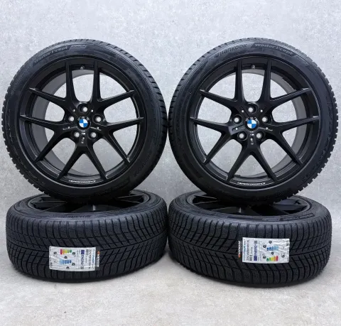 Background image for Original BMW 1er F70 BMW 2er Gran Coupé F74 18 Zoll Styling M554 Winterräder + RDKS 8092354 Schwarz seidenmatt