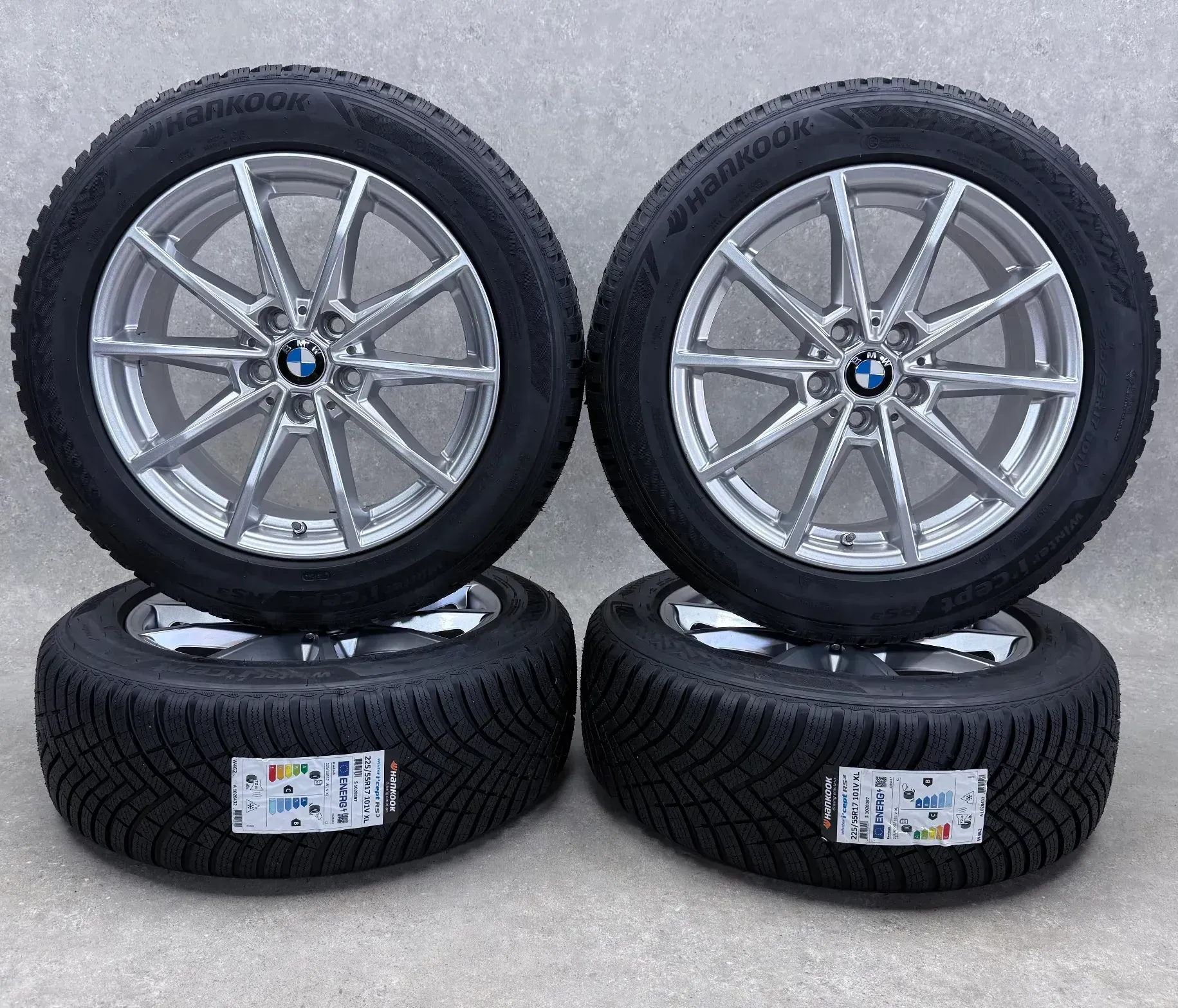 Original BMW i4 G26 BMW 4er G26 17 Zoll Styling 851 Winterräder + RDKS 6896762 Reflexsilber - Bild 1